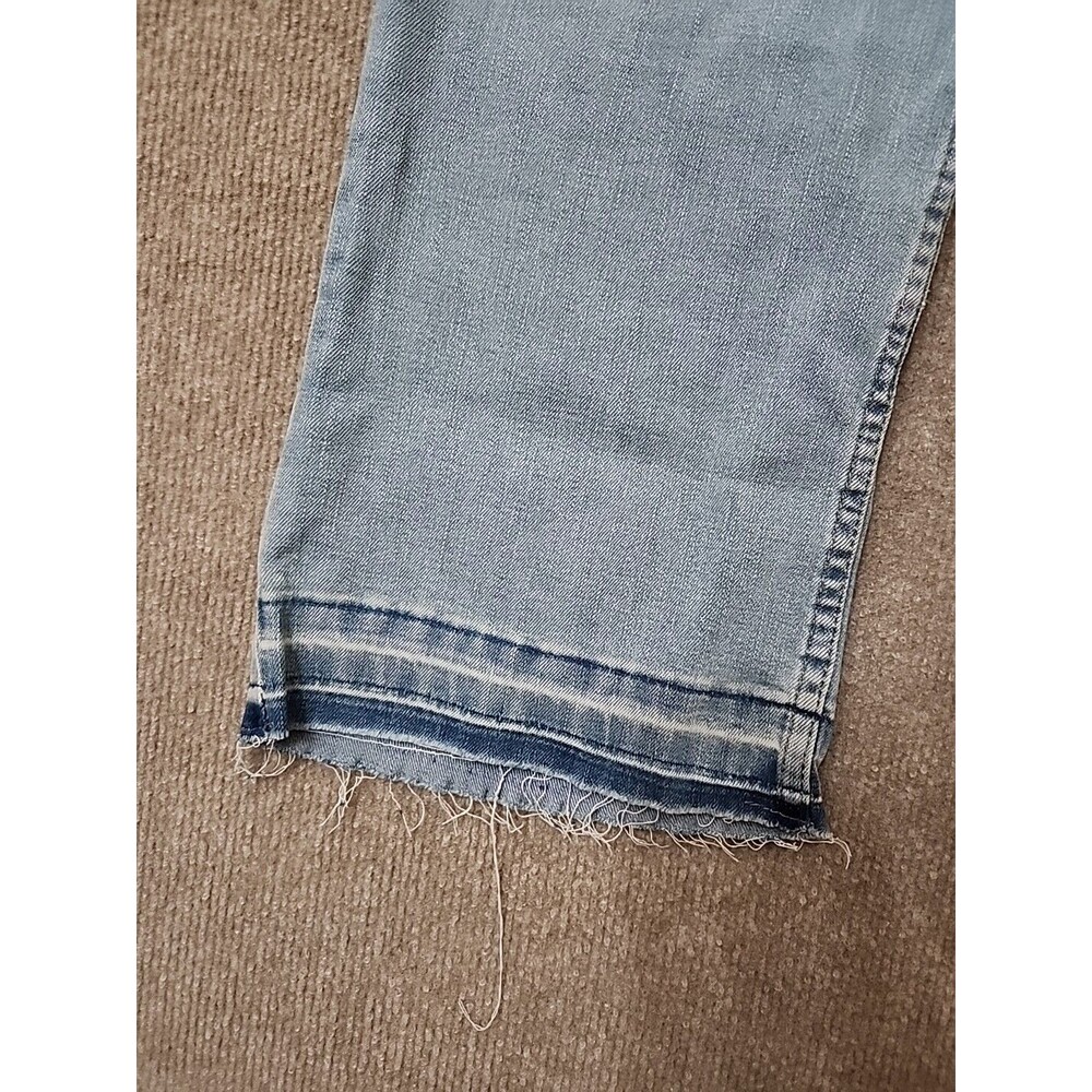 Lee Legendary Mid Rise Capri Jeans Womens 18 Light Blue Raw Hem Stretch NEW - Picture 4 of 11